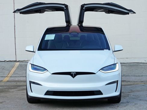 Used 2023 Tesla Model X AWD/4WD image 49