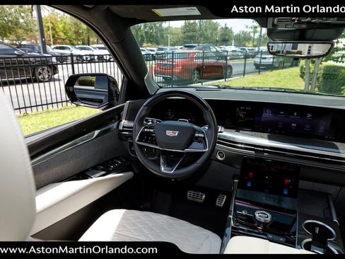 Used 2025 Cadillac Escalade V AWD/4WD image 64