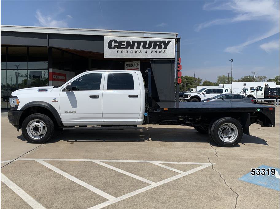 Used 2021 RAM 5500 Tradesman RWD image 4