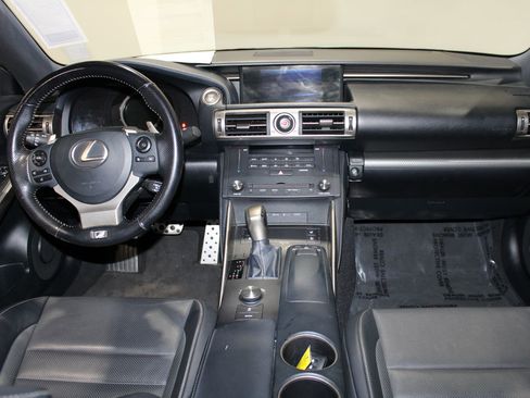 Used 2016 Lexus IS 200t image 11