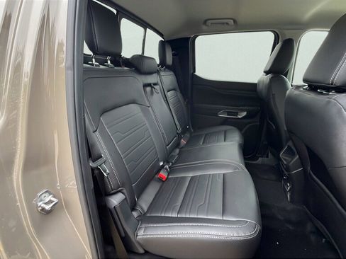 New 2025 Ford Ranger Lariat w/ FX4 Off-Road Package image 18