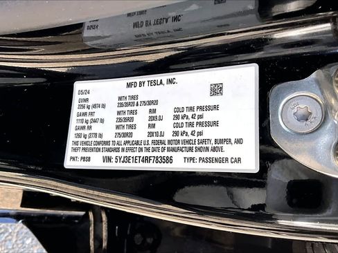 Used 2024 Tesla Model 3 Performance image 36