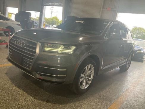 Used 2019 Audi Q7 2.0T Premium Plus w/ Premium Plus Package AWD/4WD image 4