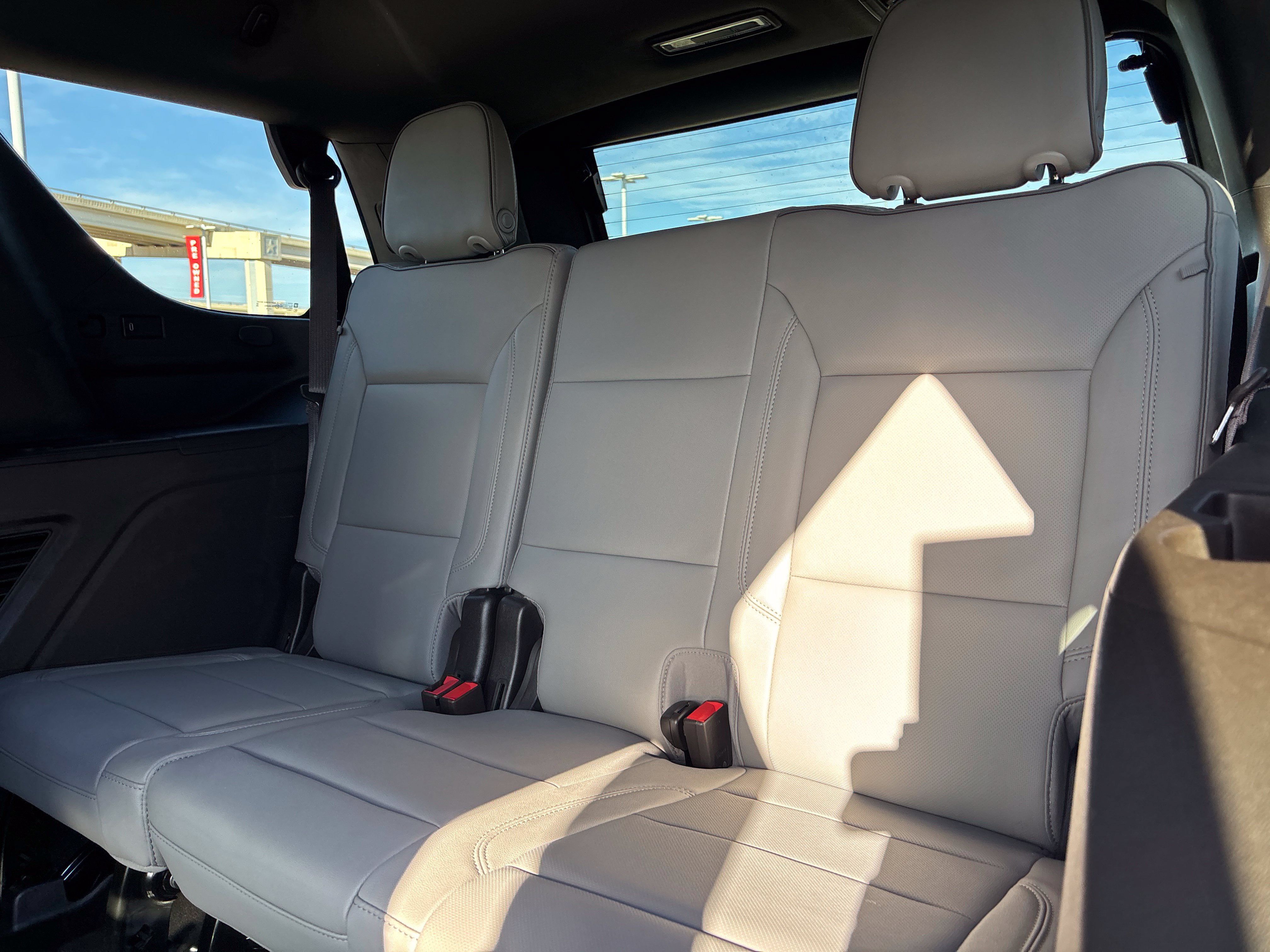 Used 2022 GMC Yukon SLT w/ SLT Luxury Package AWD/4WD image 51