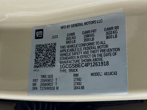 Used 2023 Chevrolet Colorado W/T image 39