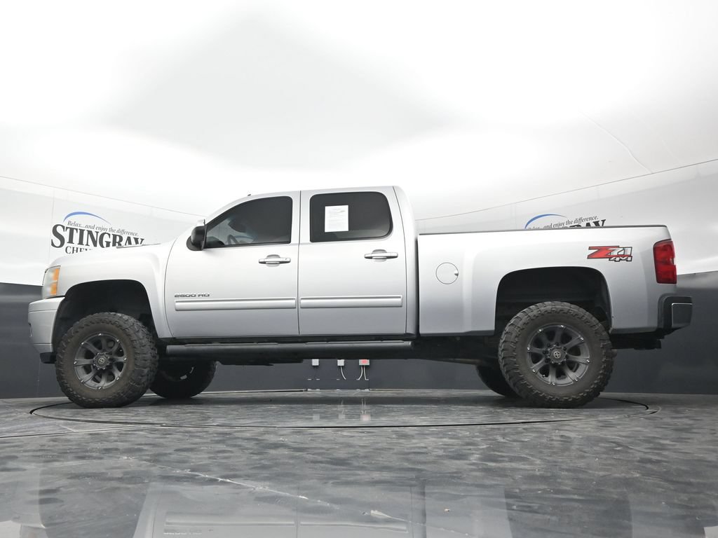 Used 2012 Chevrolet Silverado 2500 LTZ w/ LTZ Plus Package AWD/4WD image 30