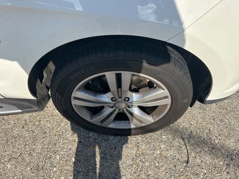 Used 2012 Mercedes-Benz ML 350 4MATIC image 19