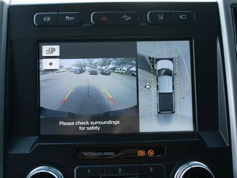 Used 2019 Ford F250 Platinum w/ Platinum Ultimate Package AWD/4WD image 17