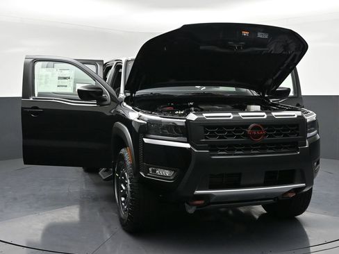 New 2026 Nissan Frontier PRO-4X w/ Tow Package image 38