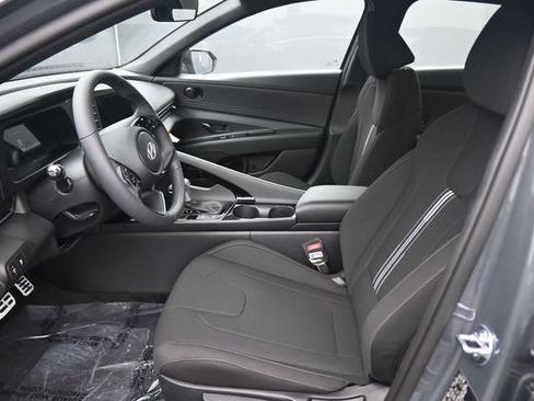 New 2026 Hyundai Elantra SEL Sport Premium FWD image 11