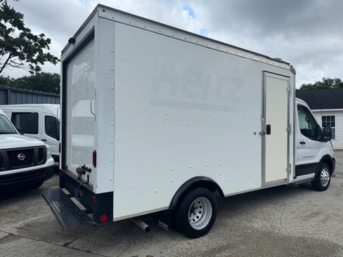 Used 2023 Ford Transit 350 DRW RWD image 10