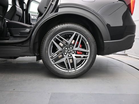 New 2026 Ford Explorer ST w/ Sun And Sound Package image 24