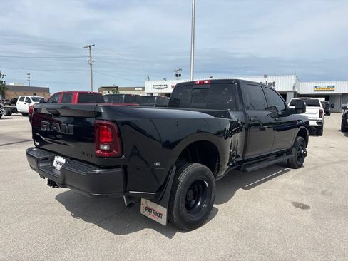 New 2026 RAM 3500 Tradesman AWD/4WD image 8