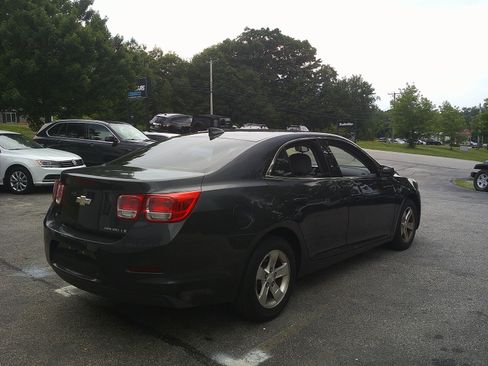 Used 2015 Chevrolet Malibu LS FWD image 6