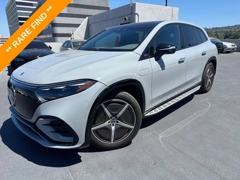 Used 2024 Mercedes-Benz EQS 580 4MATIC SUV image 1