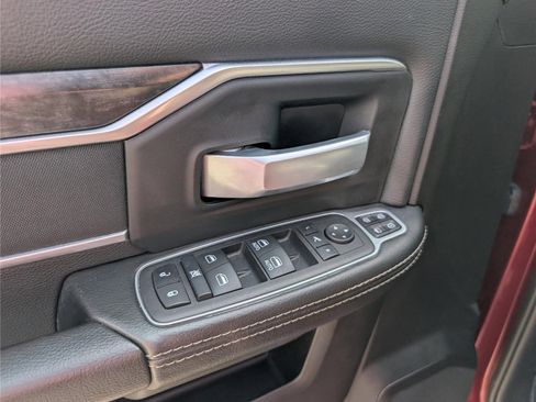 Used 2024 RAM 2500 Big Horn AWD/4WD image 19