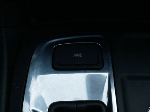 Used 2024 Chevrolet Equinox LT AWD/4WD image 23