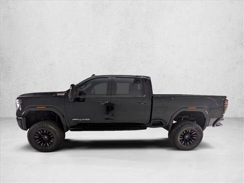 Used 2024 GMC Sierra 2500 AT4 w/ AT4 Premium Plus Package AWD/4WD image 8