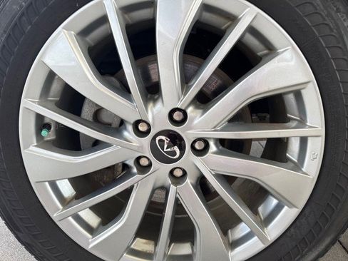 Used 2023 INFINITI QX50 Luxe image 5