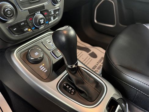 Used 2019 Jeep Compass Latitude w/ Cold Weather Group image 21