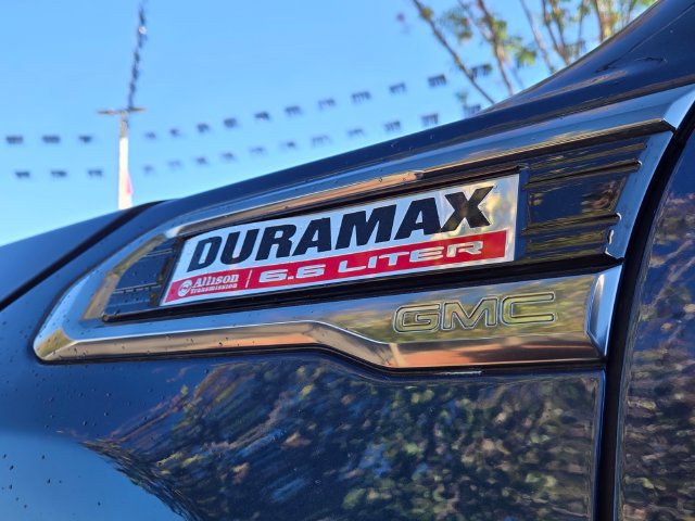 Used 2023 GMC Sierra 2500 AT4 w/ Gooseneck/5TH Wheel Package AWD/4WD image 9