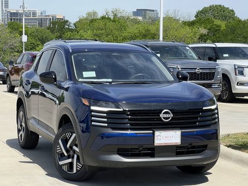 New 2026 Nissan Kicks SV image 2