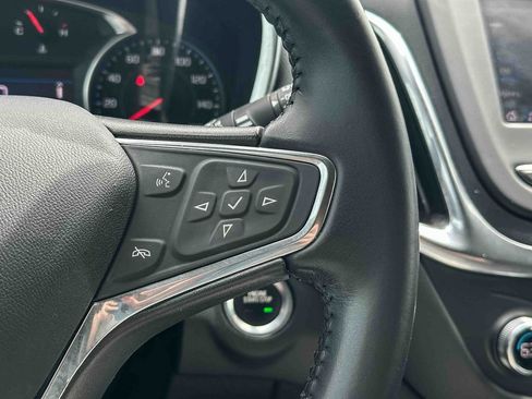Used 2020 Chevrolet Equinox LT FWD image 27