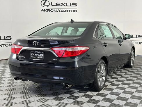 Used 2017 Toyota Camry XLE w/ Advanced Technology Package FWD image 7