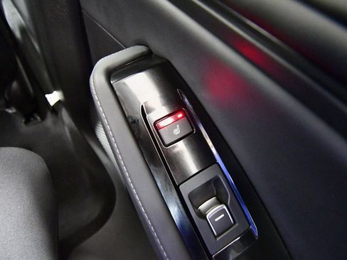 Certified 2025 Honda Accord Touring image 18