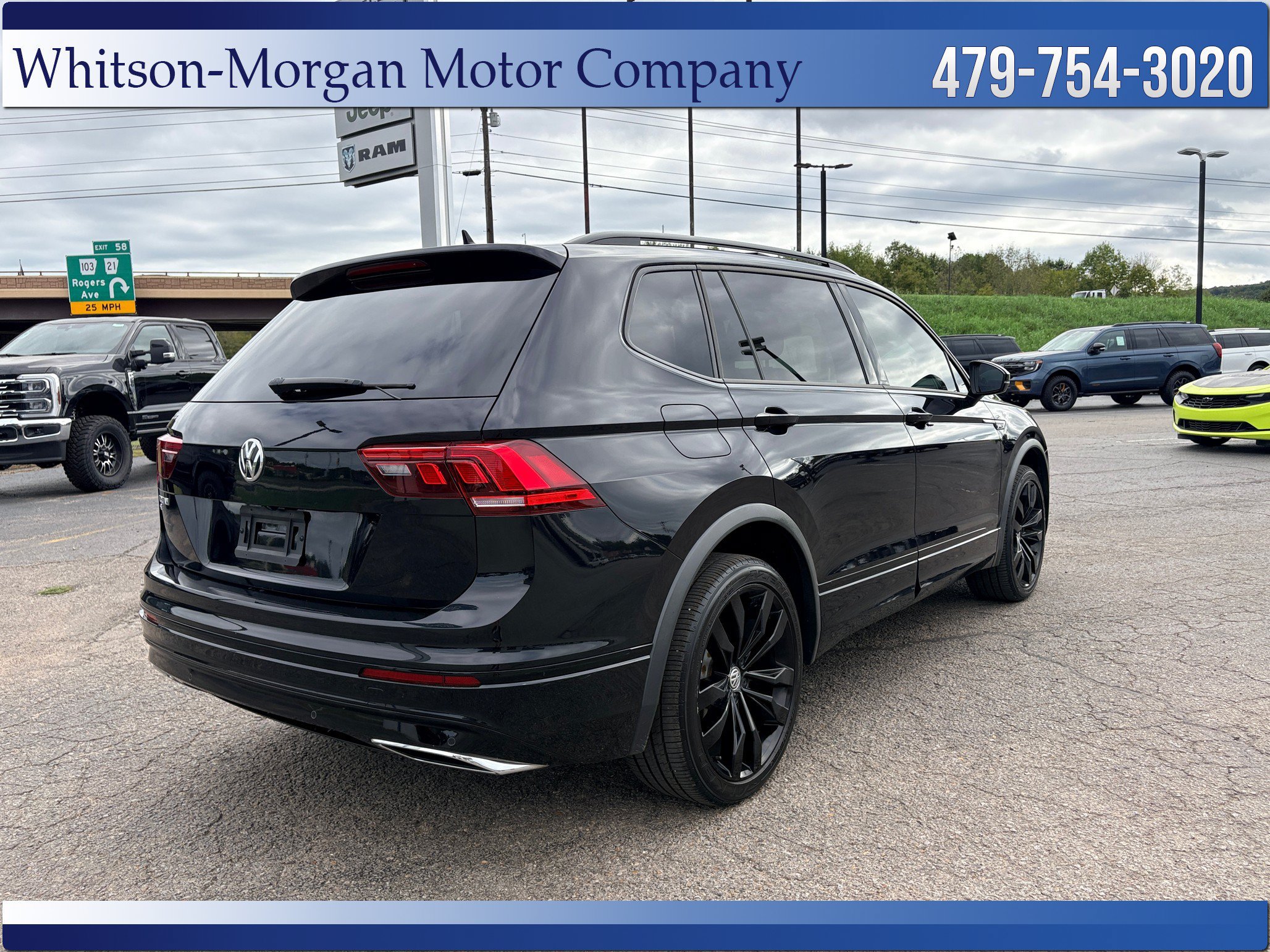Used 2021 Volkswagen Tiguan SE R-Line FWD image 5