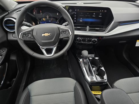 New 2026 Chevrolet Trax LT FWD image 21