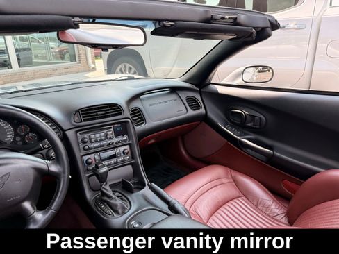 Used 1999 Chevrolet Corvette Convertible w/ Memory Pkg image 41