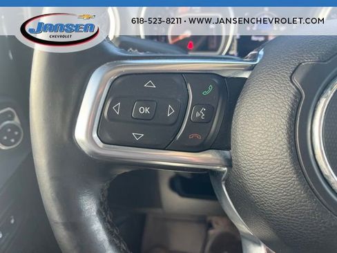 Used 2021 Jeep Wrangler Unlimited Sahara AWD/4WD image 15