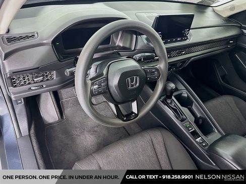 Used 2023 Honda Accord EX image 9