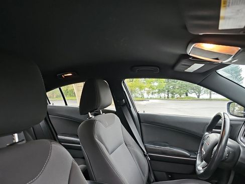 Used 2015 Dodge Charger SE w/ Popular Equipment Group RWD image 12
