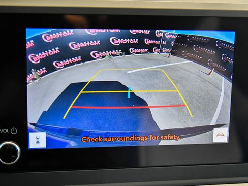 Used 2024 Toyota Tacoma SR5 image 18