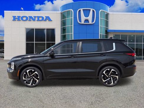 Used 2023 Mitsubishi Outlander SE FWD image 6