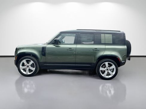 New 2026 Land Rover Defender 110 X-Dynamic SE AWD/4WD image 2