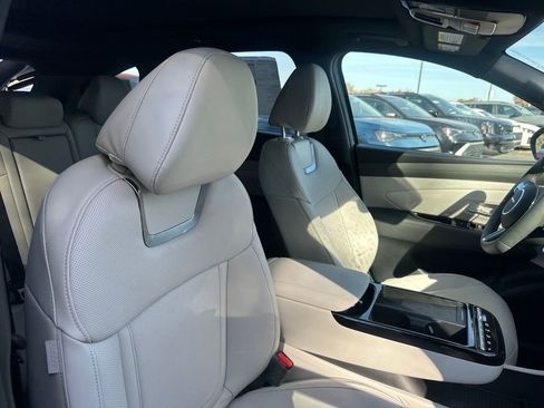 New 2026 Hyundai Tucson Limited image 24