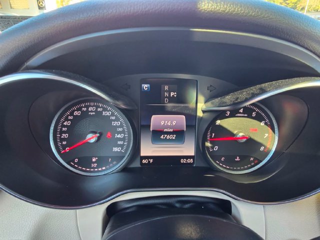 Used 2018 Mercedes-Benz GLC 300 4MATIC image 33