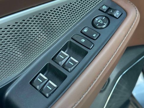 Used 2024 Acura MDX FWD w/ Technology Package image 17