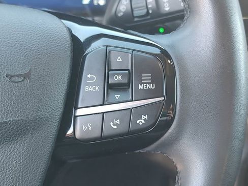 Used 2022 Ford Escape Titanium image 22