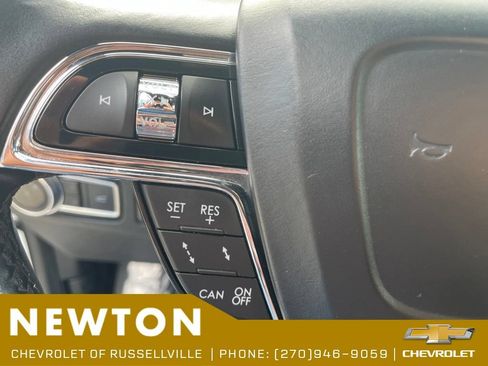 Used 2020 Lincoln Navigator Reserve w/ Equipment Group 208A Reserve AWD/4WD image 16