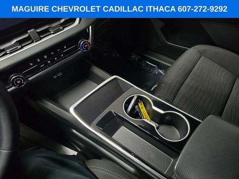 Used 2025 Chevrolet Equinox LT w/ Midnight Edition AWD/4WD image 30