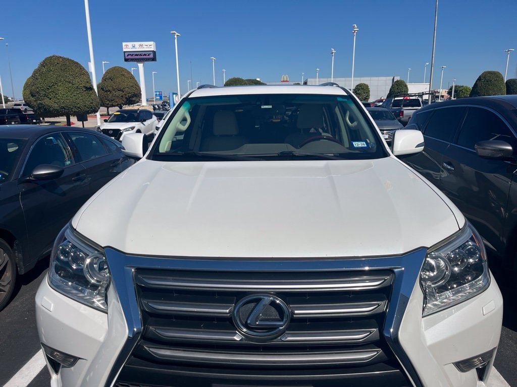 Used 2015 Lexus GX 460 w/ Premium Package AWD/4WD image 2