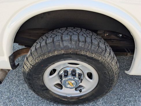 Used 2013 Chevrolet Express 3500 LT w/ LT Preferred Equipment Group RWD image 6