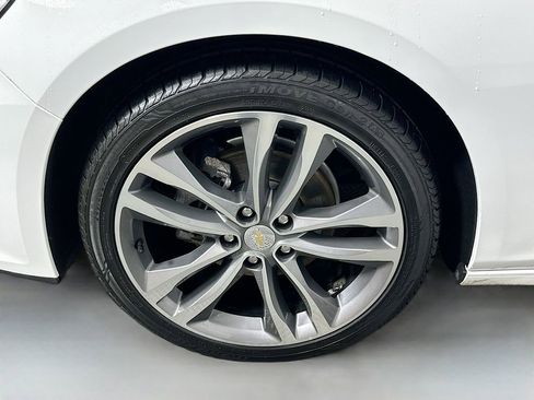 Used 2025 Chevrolet Malibu LT FWD image 30