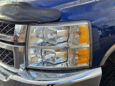 Used 2013 Chevrolet Silverado 3500 LTZ w/ LTZ Plus Package image 10