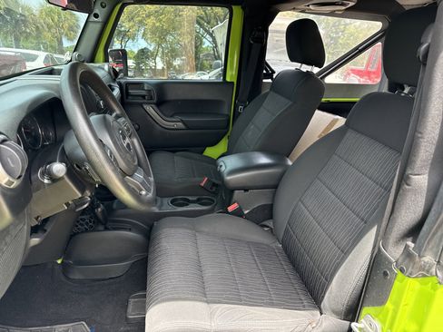 Used 2012 Jeep Wrangler Sport AWD/4WD image 9