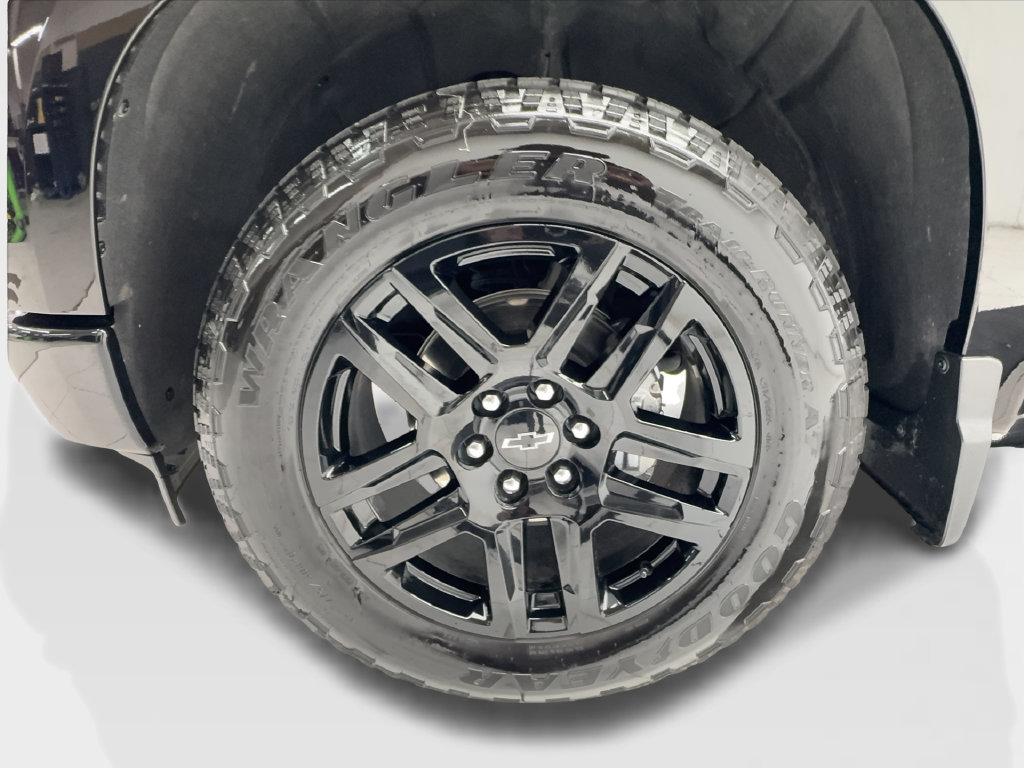 Used 2026 Chevrolet Silverado 1500 RST w/ RST Select Package RWD image 19